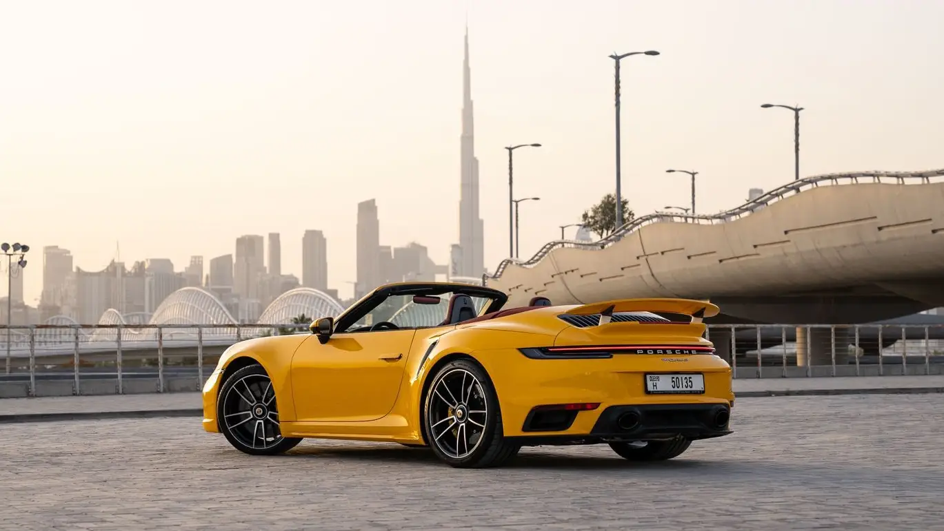 Image 4 - بورش 911 توربو إس