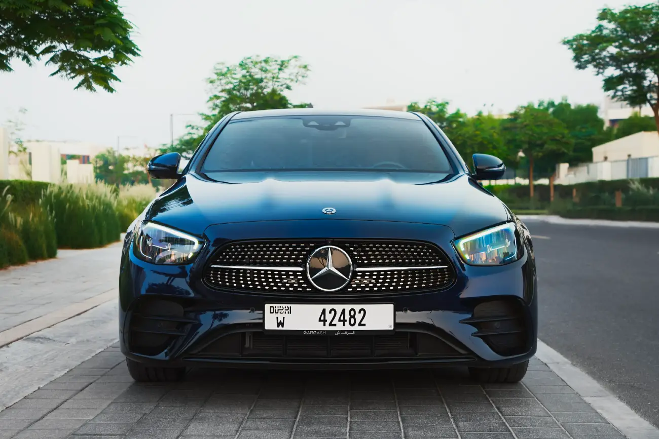 Image 2 - مرسيدس بنز E300